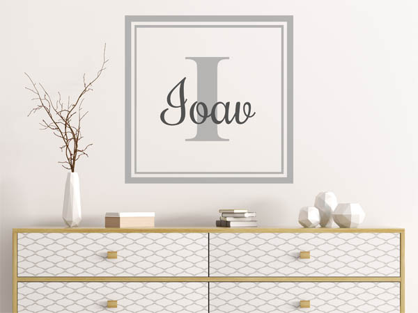 Wandtattoo Ioav als eckiges Monogramm