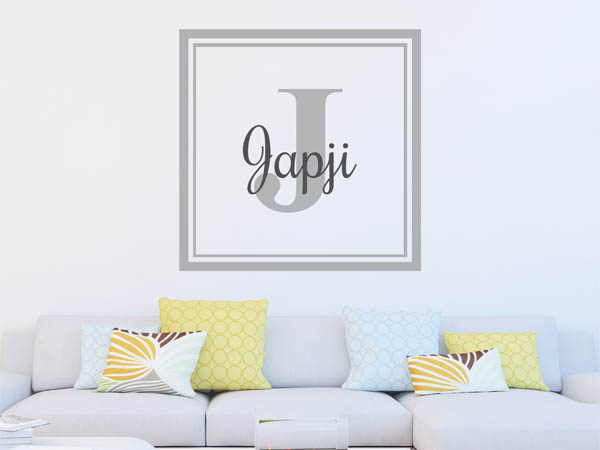 Wandtattoo Japji als eckiges Monogramm