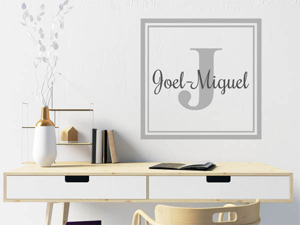 Wandtattoo Joel-Miguel als eckiges Monogramm