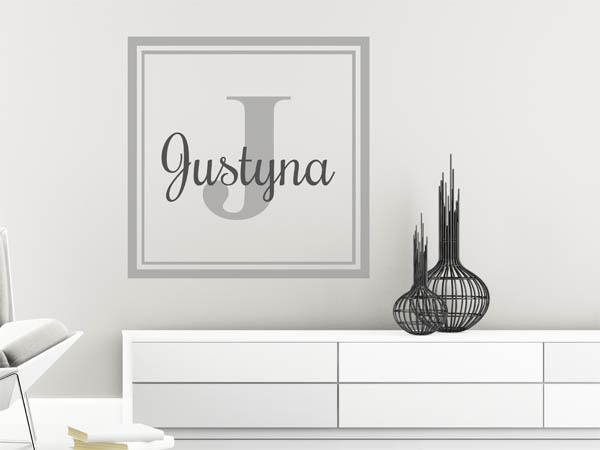 Wandtattoo Justyna als eckiges Monogramm