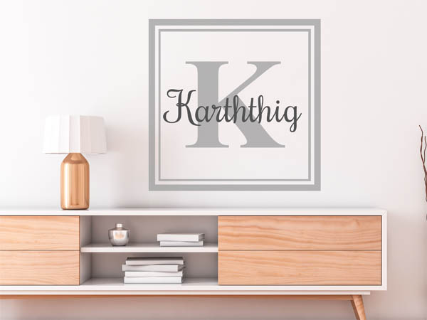 Wandtattoo Karththig als eckiges Monogramm