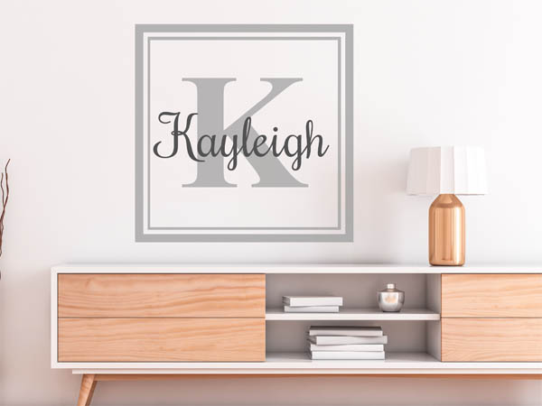 Wandtattoo Kayleigh als eckiges Monogramm