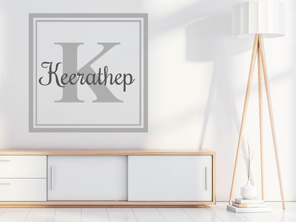 Wandtattoo Keerathep als eckiges Monogramm