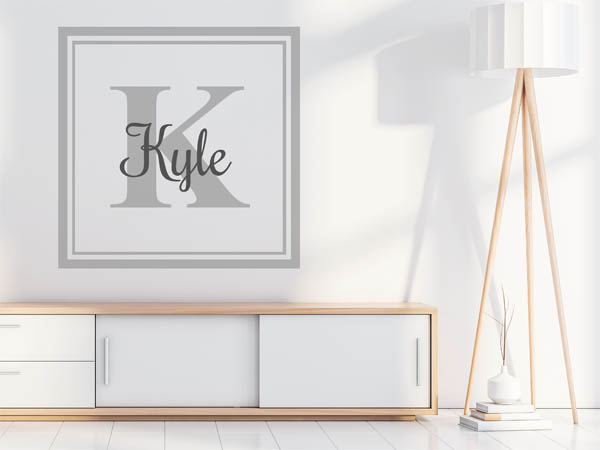 Wandtattoo Kyle als eckiges Monogramm