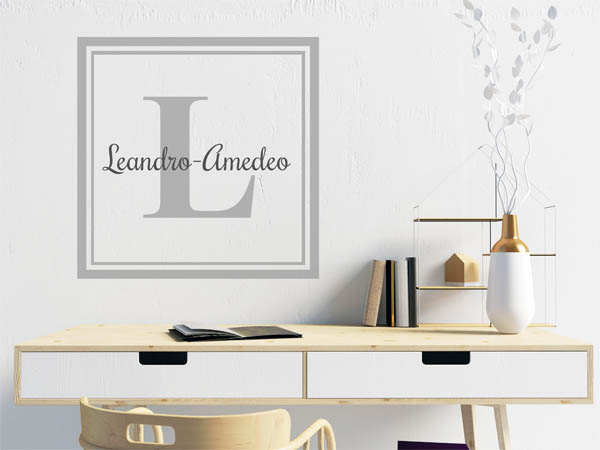 Wandtattoo Leandro-Amedeo als eckiges Monogramm