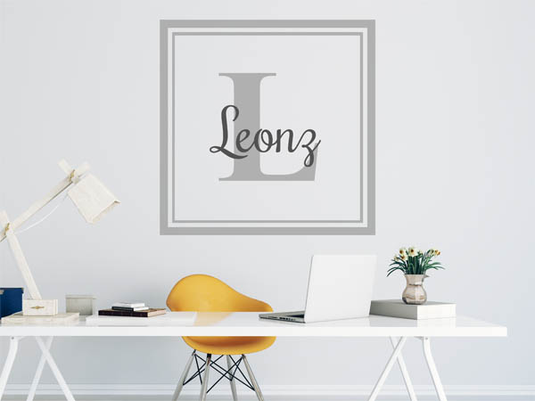 Wandtattoo Leonz als eckiges Monogramm