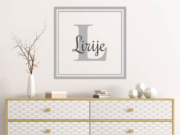 Wandtattoo Lirije als eckiges Monogramm