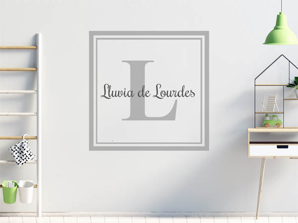 Wandtattoo Lluvia de Lourdes als eckiges Monogramm