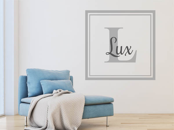 Wandtattoo Lux als eckiges Monogramm