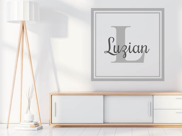 Wandtattoo Luzian als eckiges Monogramm