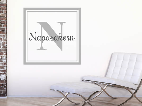 Wandtattoo Napasakorn als eckiges Monogramm