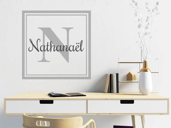Wandtattoo Nathanaël als eckiges Monogramm