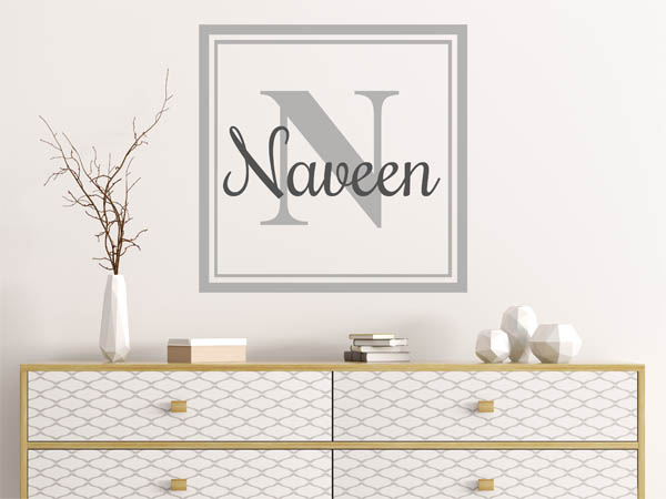 Wandtattoo Naveen als eckiges Monogramm