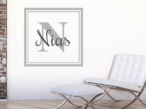 Wandtattoo Nias als eckiges Monogramm