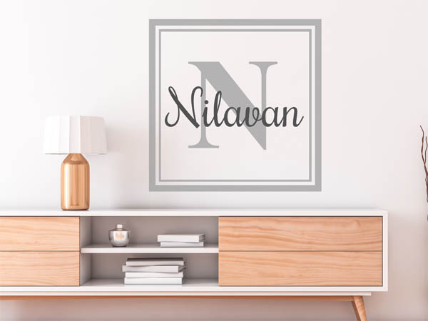 Wandtattoo Nilavan als eckiges Monogramm