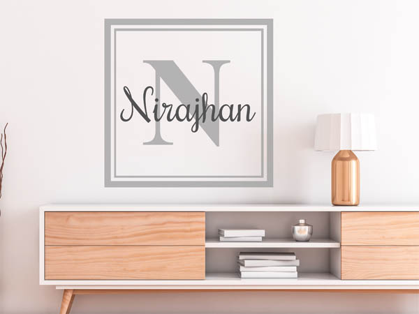 Wandtattoo Nirajhan als eckiges Monogramm