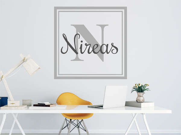 Wandtattoo Nireas als eckiges Monogramm