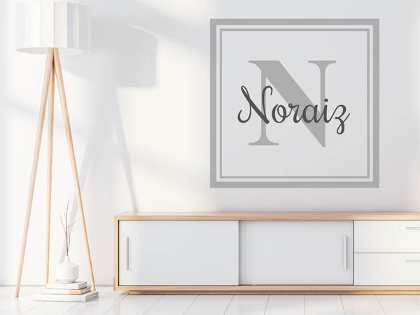 Wandtattoo Noraiz als eckiges Monogramm