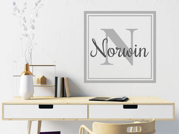 Wandtattoo Norwin als eckiges Monogramm
