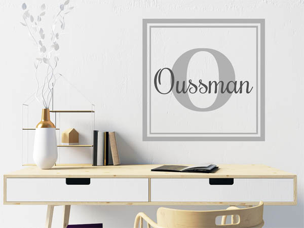 Wandtattoo Oussman als eckiges Monogramm