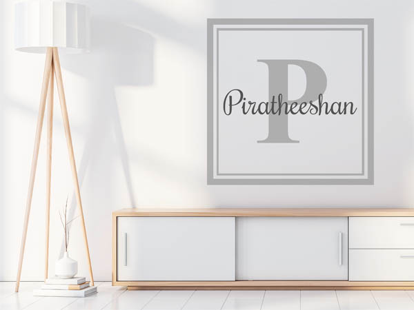 Wandtattoo Piratheeshan als eckiges Monogramm