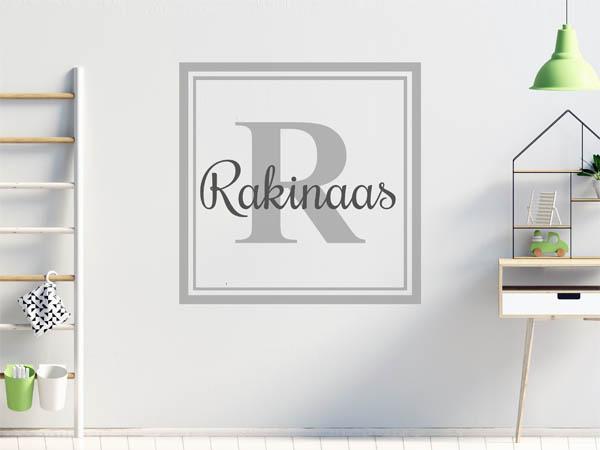 Wandtattoo Rakinaas als eckiges Monogramm