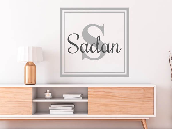 Wandtattoo Sadan als eckiges Monogramm