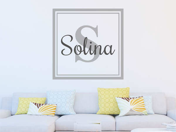 Wandtattoo Solina als eckiges Monogramm