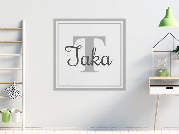 Wandtattoo Taka als eckiges Monogramm
