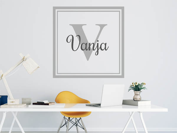 Wandtattoo Vanja als eckiges Monogramm