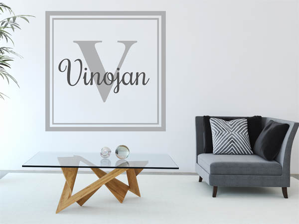 Wandtattoo Vinojan als eckiges Monogramm
