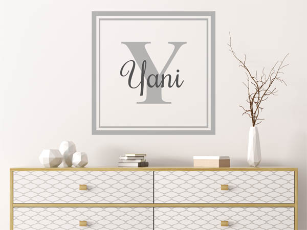 Wandtattoo Yani als eckiges Monogramm