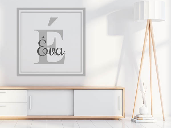 Wandtattoo Éva als eckiges Monogramm