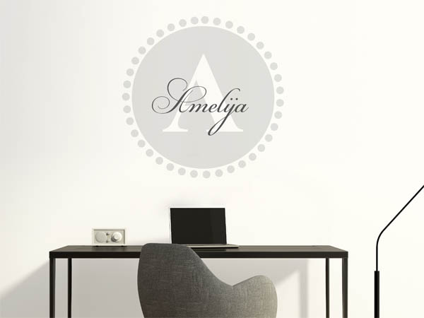 Wandtattoo Amelija als Monogramm rund