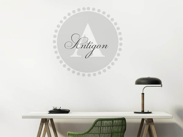Wandtattoo Antigon als Monogramm rund