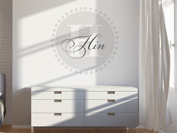 Wandtattoo Hin als Monogramm rund