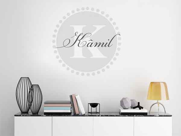 Wandtattoo Kâmil als Monogramm rund