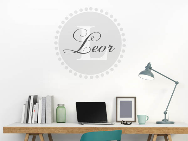 Wandtattoo Leor als Monogramm rund