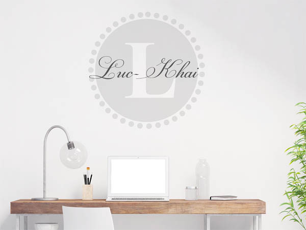 Wandtattoo Luc-Khai als Monogramm rund