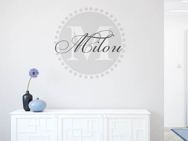 Wandtattoo Milou als Monogramm rund