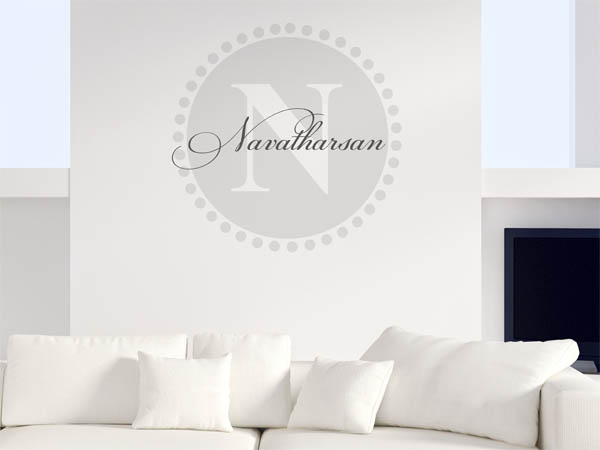 Wandtattoo Navatharsan als Monogramm rund