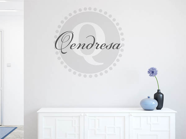 Wandtattoo Qendresa als Monogramm rund