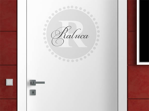 Wandtattoo Raluca als Monogramm rund