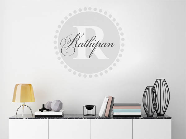 Wandtattoo Rathipan als Monogramm rund