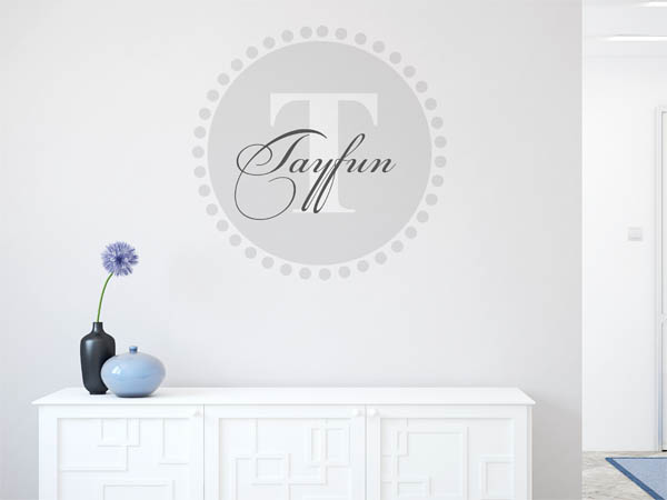 Wandtattoo Tayfun als Monogramm rund
