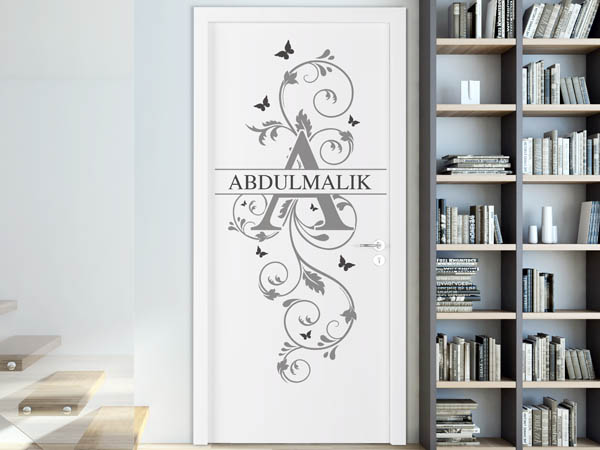 Wandtattoo Namensschild Abdulmalik auf einer Tür
