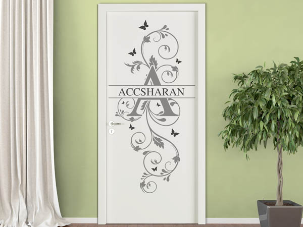 Wandtattoo Namensschild Accsharan auf einer Tür