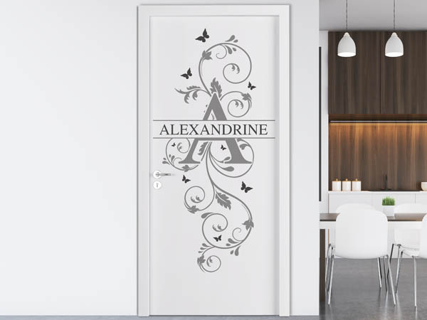 Wandtattoo Namensschild Alexandrine auf einer Tür