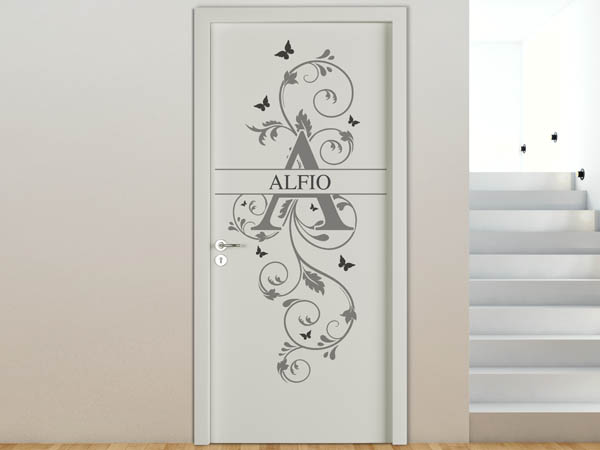 Wandtattoo Namensschild Alfio auf einer Tür