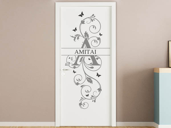 Wandtattoo Namensschild Amitai auf einer Tür